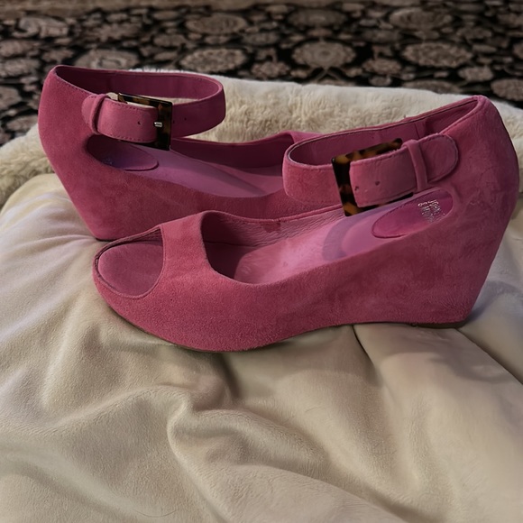 Barbie shoes! Pink suede wedge sandals. Peep toe with ankle strap Never worn - Picture 2 of 3